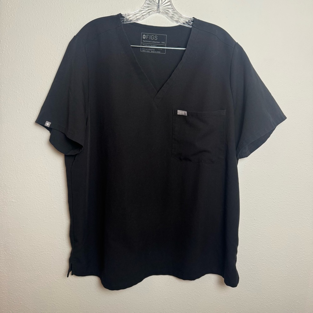 Figs women’s Classic Black V-Neck‎ Tee scrub top Technical
collection XXL